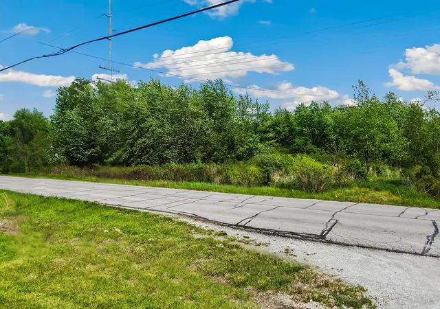 Photo 4 of Land for sale at 677 N 450 West, Valparaiso, IN 46385 | MLS# 839079 | Listing updated on 2026-05-18