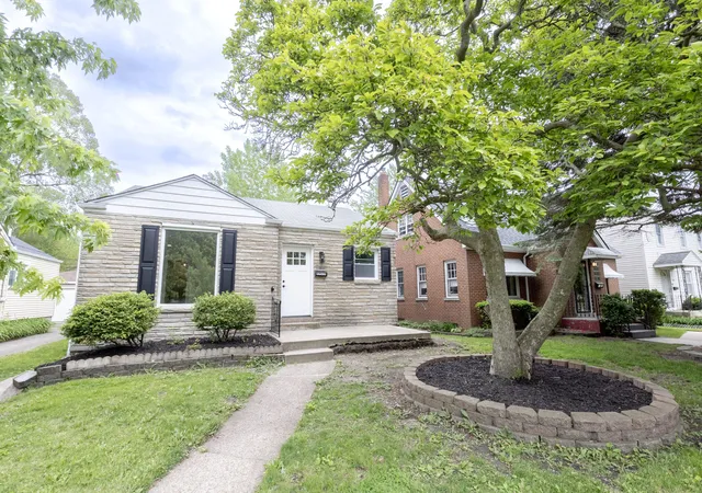 1st image of 6929 Monroe Ave, Hammond, IN 46324 | MLS# 839194