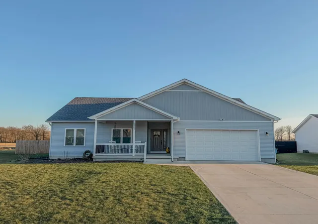Homes for sale in Knox, IN | 1104 Short Dr, Knox, IN 46534 | MLS# 839049
