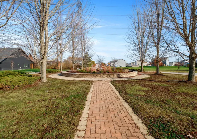 3rd image of 283 Apple Grove Ln, Valparaiso, IN 46385 | MLS# 839056