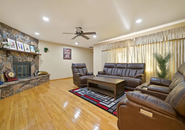 2nd image of 485 Boyd Cir, Michigan City, IN 46360 | MLS# 839118
