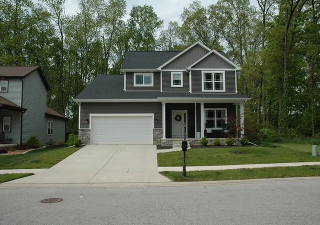 Homes for sale in Valparaiso, IN | 901 Hatch Lake Pkwy, Valparaiso, IN 46385 | MLS# 839097