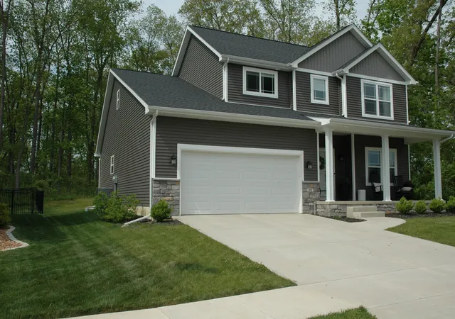 Homes for sale in Valparaiso, IN | 901 Hatch Lake Pkwy, Valparaiso, IN 46385 | MLS# 839097