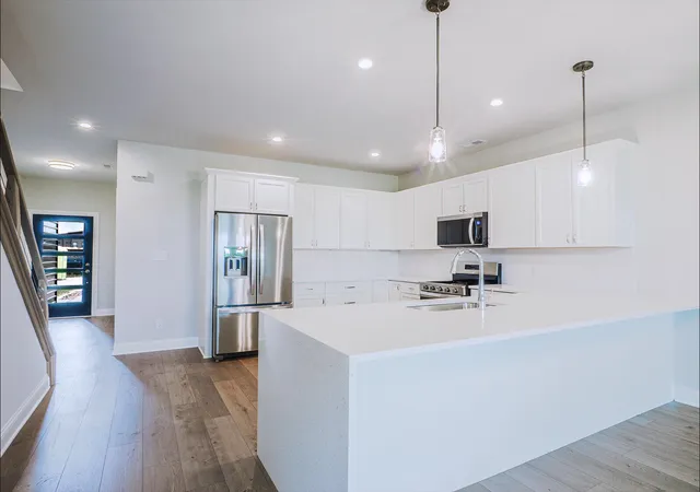 Photo 3 of Townhouse for sale at 214 Sawgrass Dr, Crown Point, IN 46307 | MLS# 839081 | Listing updated on 2026-08-27