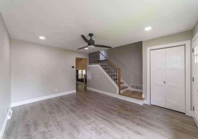 image of 340 Golfview Dr, Schererville, IN 46375 | MLS# 839401