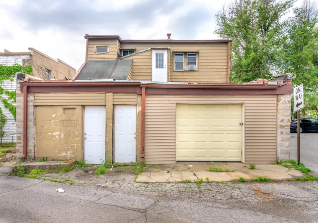 5th image of 15 Rimbach St, Hammond, IN 46320 | MLS# 839212