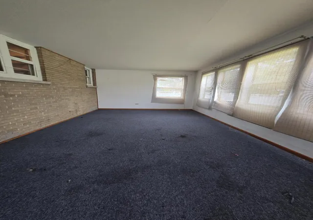 12th image of 8606 Calumet Ave, Munster, IN 46321 | MLS# 839167
