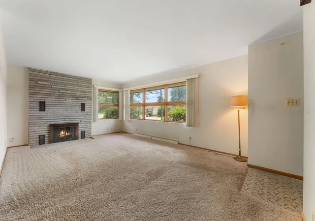 3rd image of 701 Pearson Rd, Chesterton, IN 46304 | MLS# 840205
