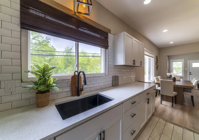 4th image of 2395 Jefferson St, Gary, IN 46407 | MLS# 839321