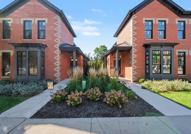 Photo 3 of Townhouse for sale at 203 N Campbell St #2, Valparaiso, IN 46385 | MLS# 839406 | Listing updated on 2026-10-05