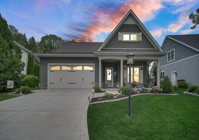 2nd image of 60 N Prairie Pkwy, Valparaiso, IN 46385 | MLS# 839203