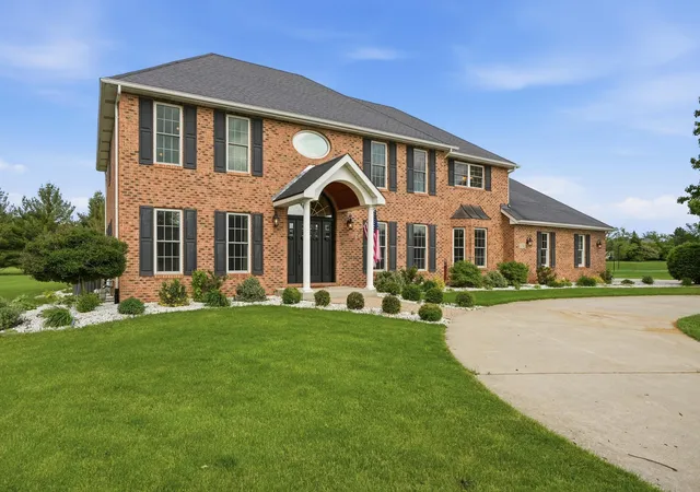 Homes for sale in Crown Point, IN | 13741 Jennings Ln, Crown Point, IN 46307 | MLS# 839465