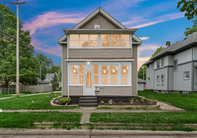 1st image of 406 D St, La Porte, IN 46350 | MLS# 839229