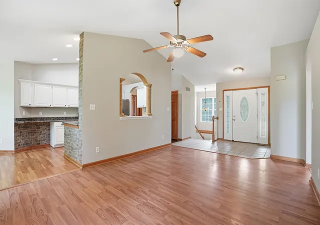5th image of 5 Browning Ln, Valparaiso, IN 46383 | MLS# 839332