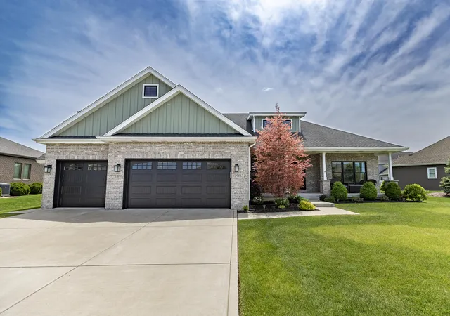 Photo 3 of Sale Pending at 9863 Elle Ave, Saint John, IN 46373 | MLS# 839438 | Listing updated on 2026-09-26