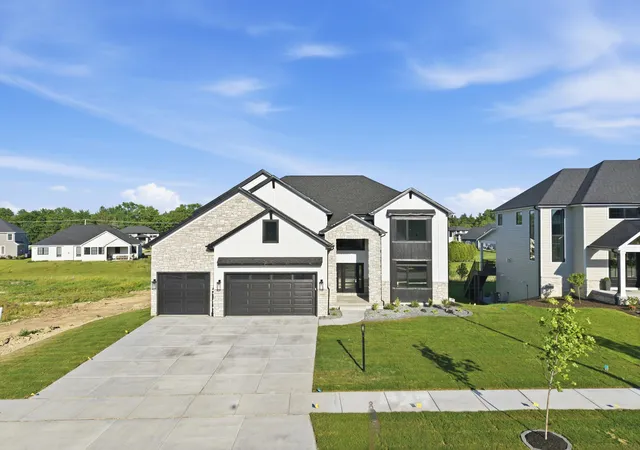 Homes for sale in Saint John, IN | 9443 Tall Grass Trl, Saint John, IN 46373 | MLS# 840114
