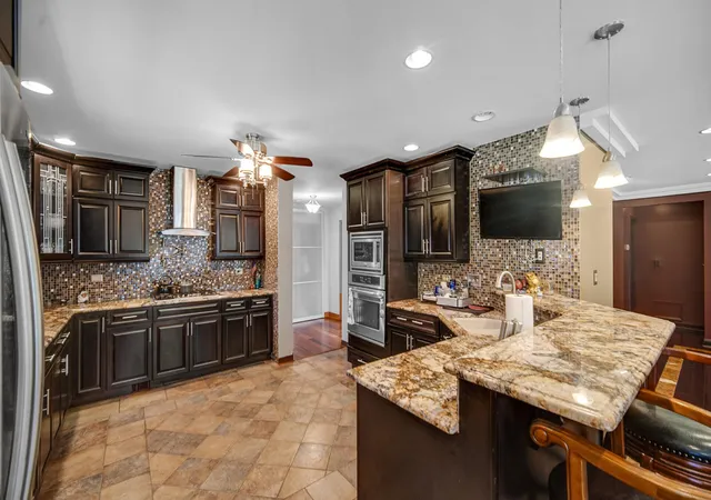 Photo 3 of Single family home for sale at 8432 Greenwood Ave, Munster, IN 46321 | MLS# 839507 | Listing updated on 2026-09-25