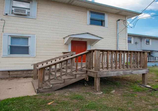 5th image of 613 Tennessee St, Gary, IN 46402 | MLS# 839577