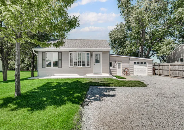 1st image of 10916 W 181st Ave, Lowell, IN 46356 | MLS# 839784