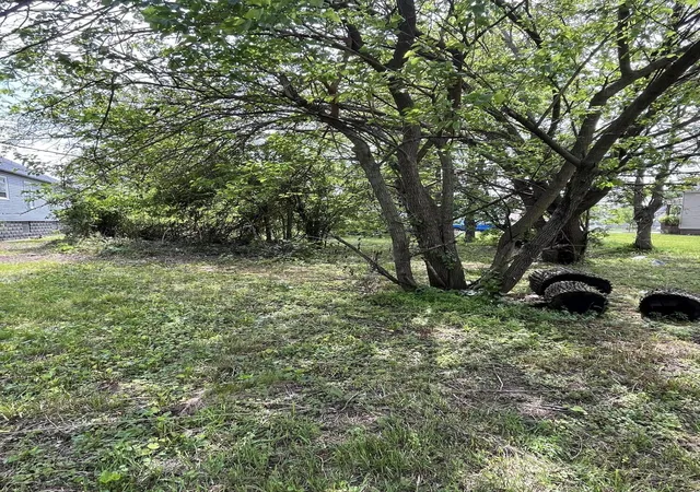 2nd image of 933 Murray St, Hammond, IN 46320 | MLS# 839684