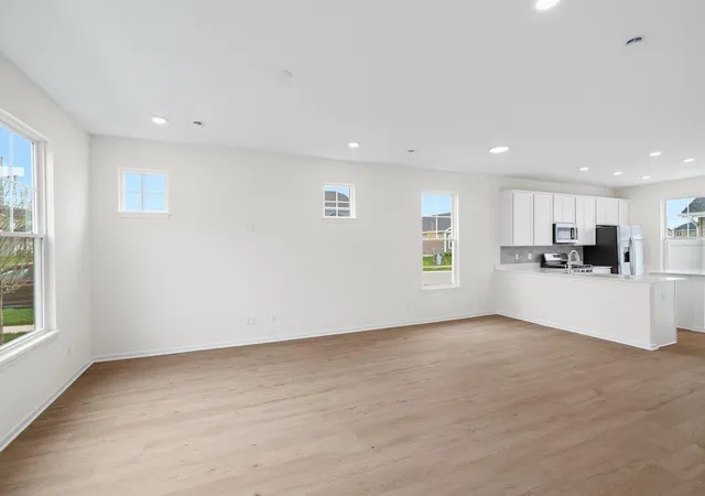 Photo 3 of Townhouse for sale at 13065 Carolina St, Crown Point, IN 46307 | MLS# 839765 | Listing updated on 2026-09-30
