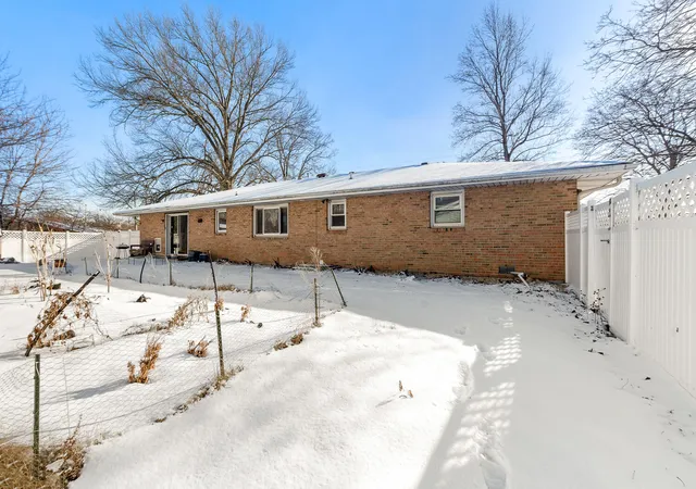 25th image of 1749 Green Meadow Ln, Chesterton, IN 46304 | MLS# 839746