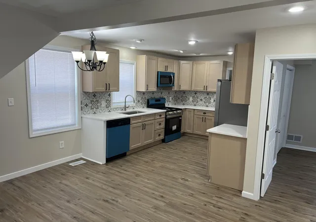 4th image of 3851 Maple St, Hobart, IN 46342 | MLS# 840898