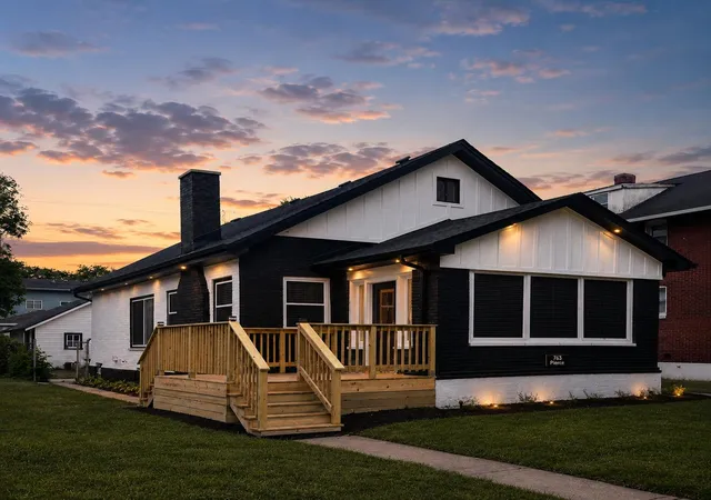 1st image of 763 Pierce St, Gary, IN 46402 | MLS# 839772