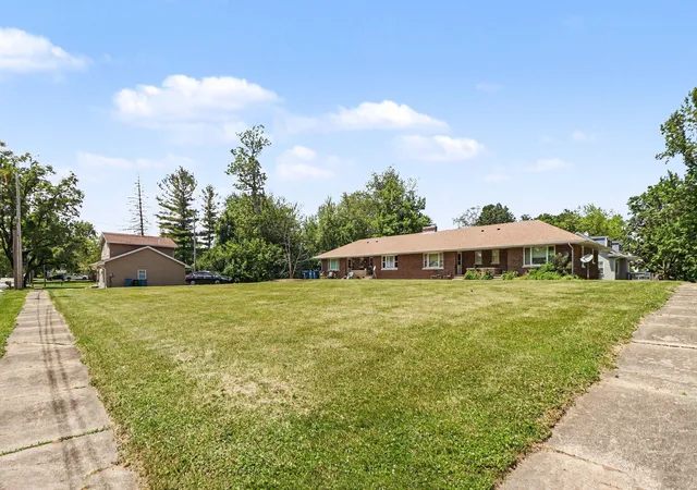 Homes for sale in Hebron, IN | 206 S Adams St, Hebron, IN 46341 | MLS# 840000