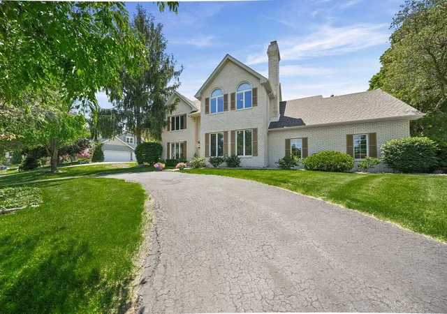 3rd image of 144 Guilford Rd, Valparaiso, IN 46385 | MLS# 839892