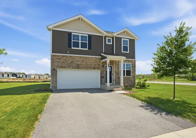 3rd image of 185 Aviana Ave, Hobart, IN 46342 | MLS# 840154
