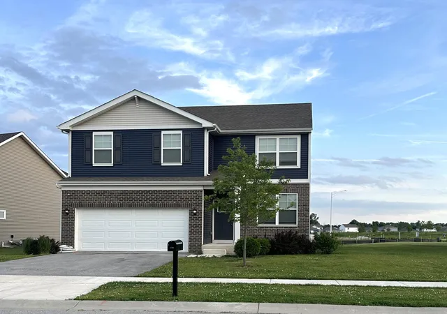 2nd image of 179 Aviana Ave, Hobart, IN 46342 | MLS# 839837