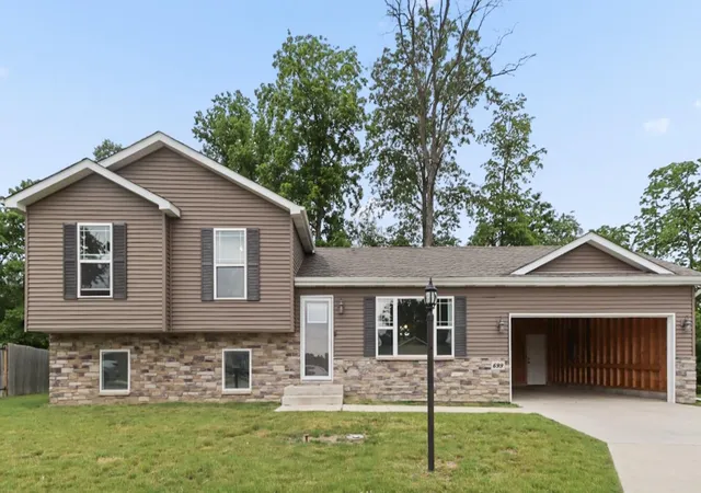 1st image of 699 Cross Meadows Dr, Valparaiso, IN 46385 | MLS# 840019
