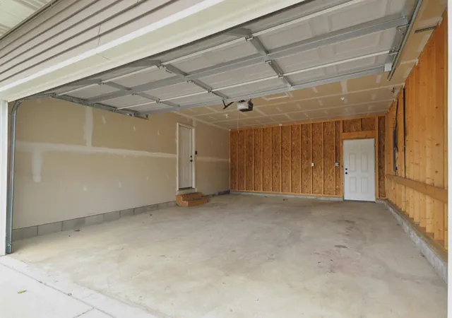 28th image of 699 Cross Meadows Dr, Valparaiso, IN 46385 | MLS# 840019