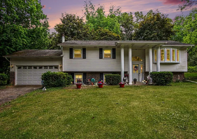 Photo 1 of Single family home for sale at 5606 W 300 North, La Porte, IN 46350 | MLS# 840133 | Listing updated on 2026-09-05