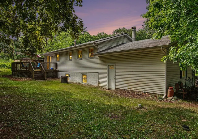 Photo 3 of Single family home for sale at 5606 W 300 North, La Porte, IN 46350 | MLS# 840133 | Listing updated on 2026-09-05