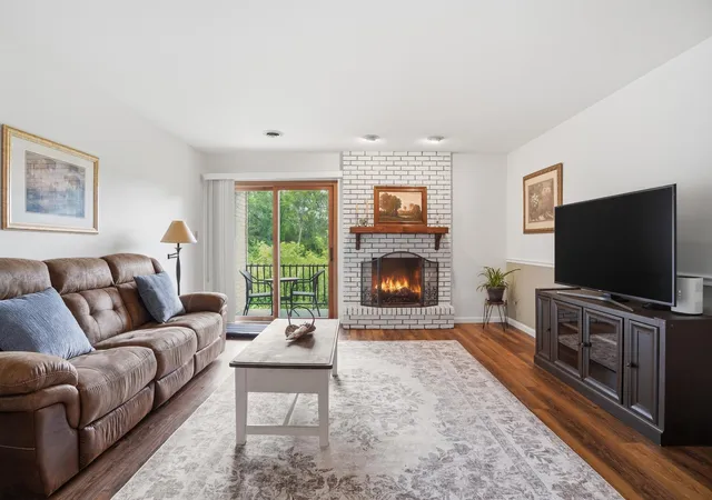 Homes for sale in Schererville, IN | 1725 Homan Dr #204, Schererville, IN 46375 | MLS# 840027