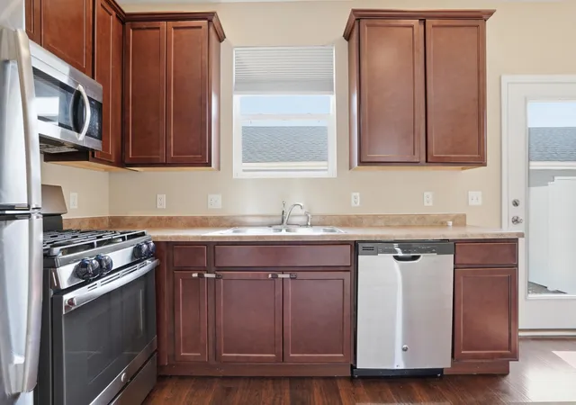 Photo 3 of Sale Pending at 11351 Rhode Is St, Crown Point, IN 46307 | MLS# 840224 | Listing updated on 2026-10-17