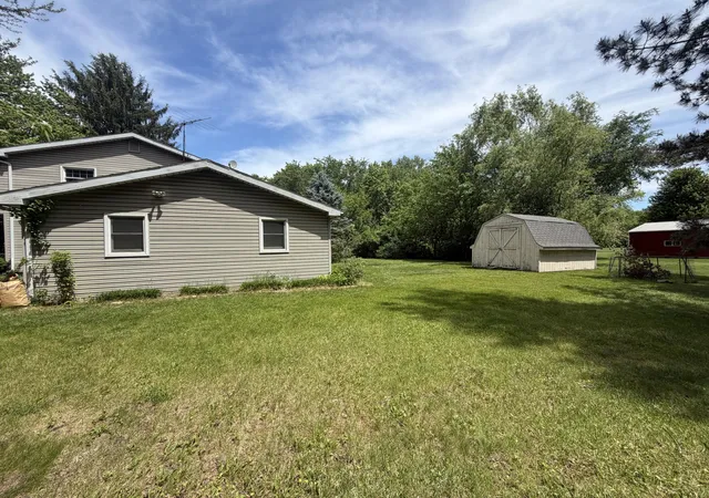 3rd image of 505 N State Road 149, Valparaiso, IN 46385 | MLS# 840215