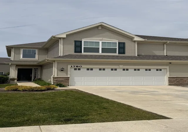 1st image of 1780 E 110th Pl, Crown Point, IN 46307 | MLS# 840193