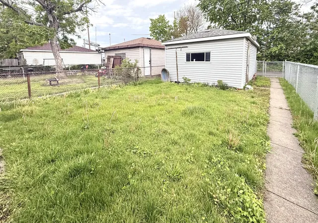 Homes for sale in Whiting, IN | 2429 Schrage Ave, Whiting, IN 46394 | MLS# 839950