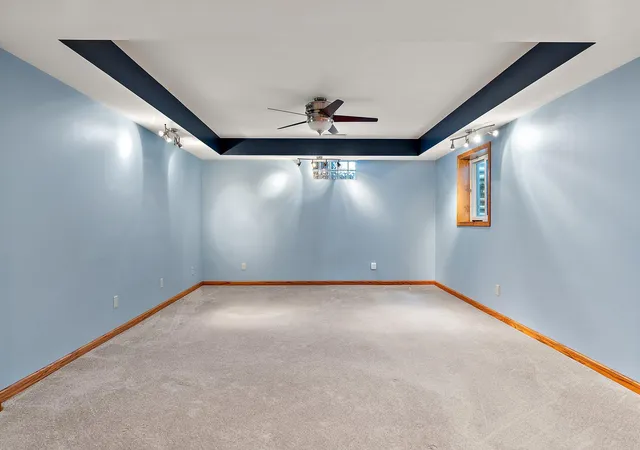 36th image of 552 Fleetwood Dr N, Valparaiso, IN 46385 | MLS# 839954