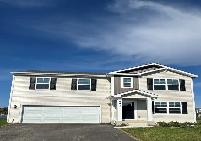 Photo 1 of Single family home for sale at 441 Ferry St, Hebron, IN 46341 | MLS# 839965 | Listing updated on 2026-10-14