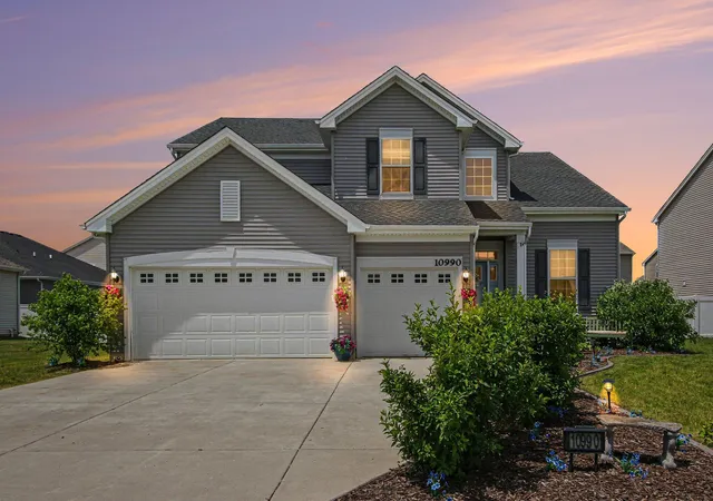 Homes for sale in Crown Point, IN | 10990 Arkansas Pl, Crown Point, IN 46307 | MLS# 839995
