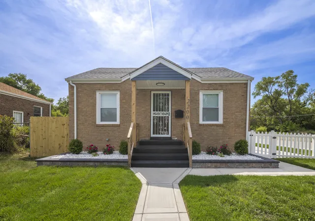 3rd image of 2200 Rhode Island St, Gary, IN 46407 | MLS# 840187