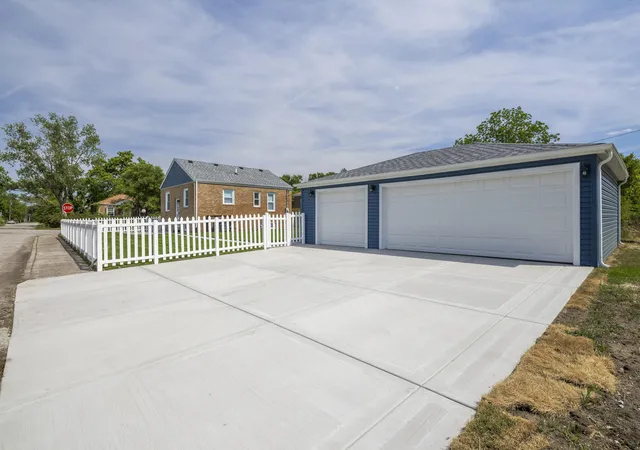 51st image of 2200 Rhode Island St, Gary, IN 46407 | MLS# 840187