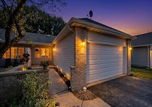 image of 4883 W 93rd Ter, Crown Point, IN 46307 | MLS# 842988