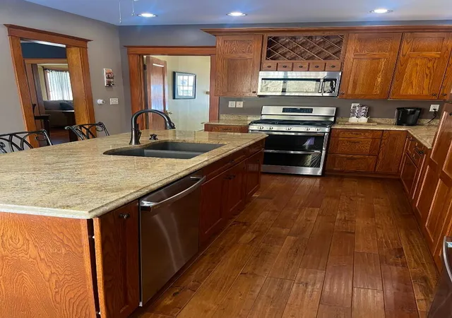 5th image of 920 E Cleveland Ave, Hobart, IN 46342 | MLS# 840024