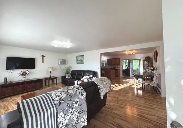 Photo 2 of Single family home for sale at 2155 N W Shafer Dr, Monticello, IN 47960 | MLS# 842039 | Listing updated on 2026-08-06