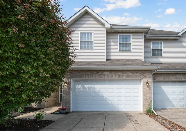 2nd image of 8112 Victoria Pl, Crown Point, IN 46307 | MLS# 840469
